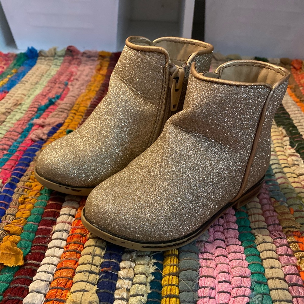 Car & Jack Gold Glitter Boots sz 5 toddler